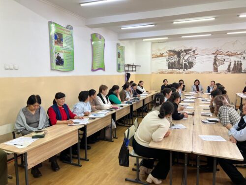 Ар бир предметтик мугалимдер менен биргеликте кеңешме уюштурулуп, бир нече маселелер талкууланды