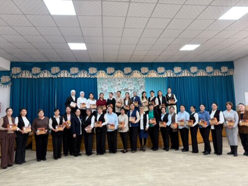 Кесиптик бирлик жамааты жалпыңыздарды кош майрамыңыздар менен куттуктайт!