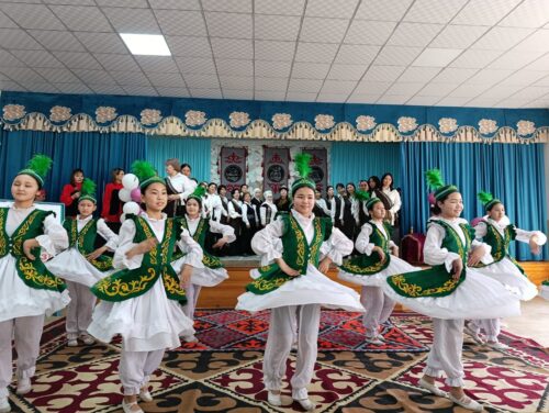 Куттуу Нооруз майрамы! Мугалимдер арасында улуттук салтты даңазалоо сынагы